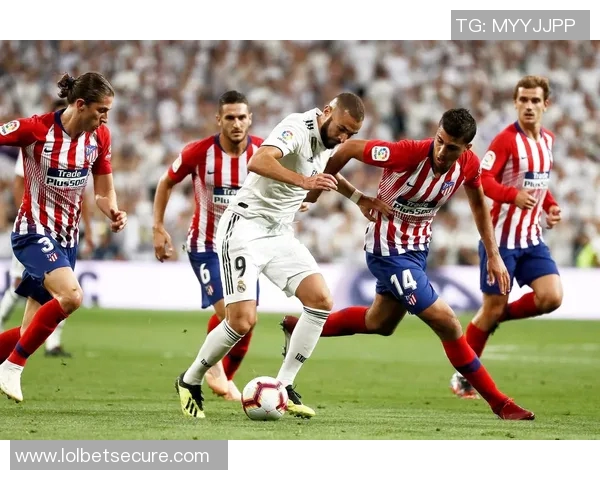 西甲大战：马竞狂胜波尔图五球大捷战术解析引发全场热议