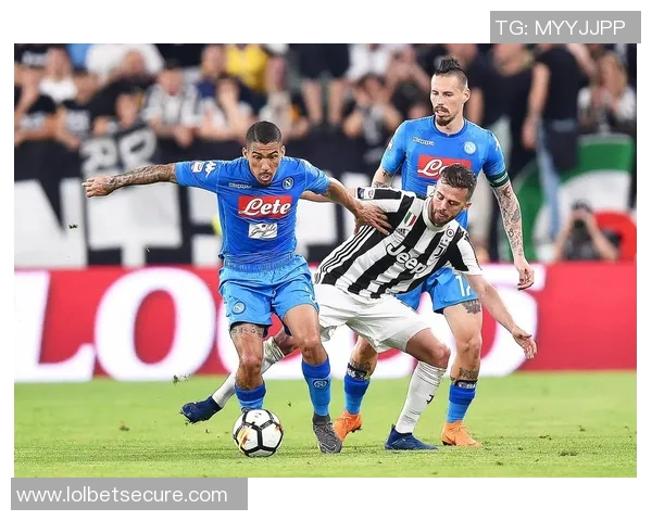 那不勒斯狂胜尤文图斯五球神扑引发转会热议全场沸腾