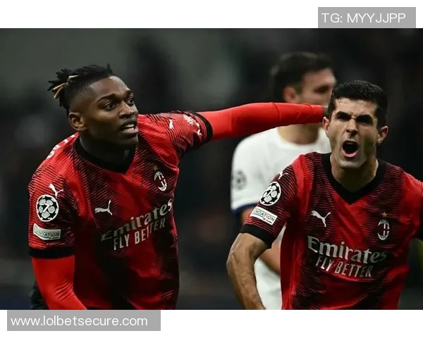 西甲激战巴黎圣日耳曼与AC米兰战成平局帽子戏法引发转会热议