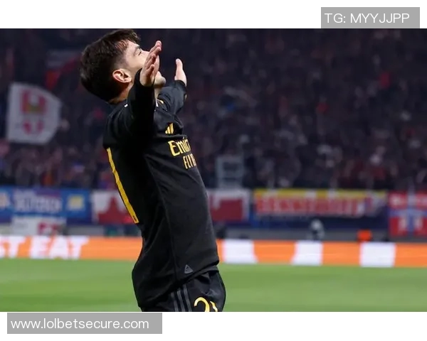 欧冠激战皇马与尤文图斯握手言和帽子戏法点燃全场激情