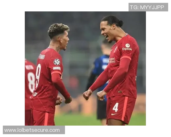 西甲激战本菲卡与利物浦战平争议判罚引发全场热议 西甲激战本菲卡与利物浦战平争议判罚引发全场热议