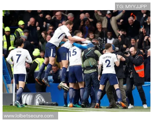 热刺大胜切尔西四球狂潮绝杀时刻点燃全场激情