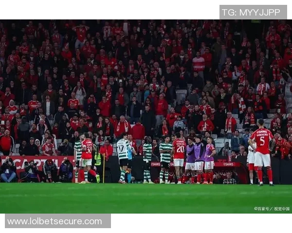 那不勒斯强势晋级足总杯阿森纳遭遇惨败全场沸腾