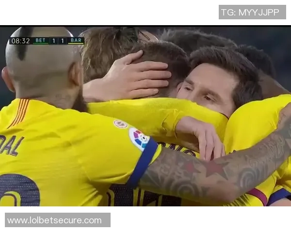 西甲激战:拜仁狂胜多特蒙德帽子戏法点燃全场激情 西甲激战:拜仁狂胜多特蒙德帽子戏法点燃全场激情