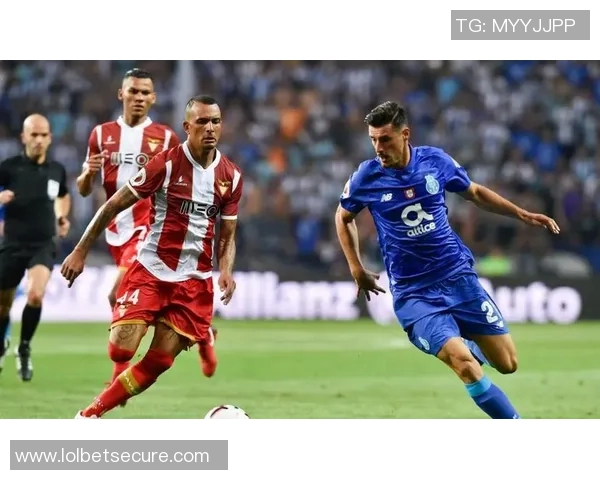 友谊赛波尔图与本菲卡战平补时进球引发全场热烈反响分析